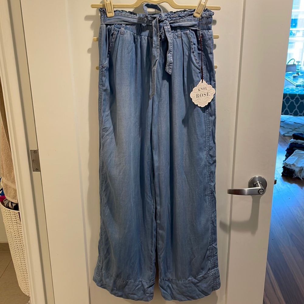 NWT Wide Leg Elastic Blue Pants Size M